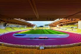 国足备战世界杯又晚了，邵佳一主打年轻牌，30岁老将淡出新国家队