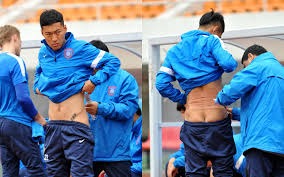 陈韦奇防守稳定出赛